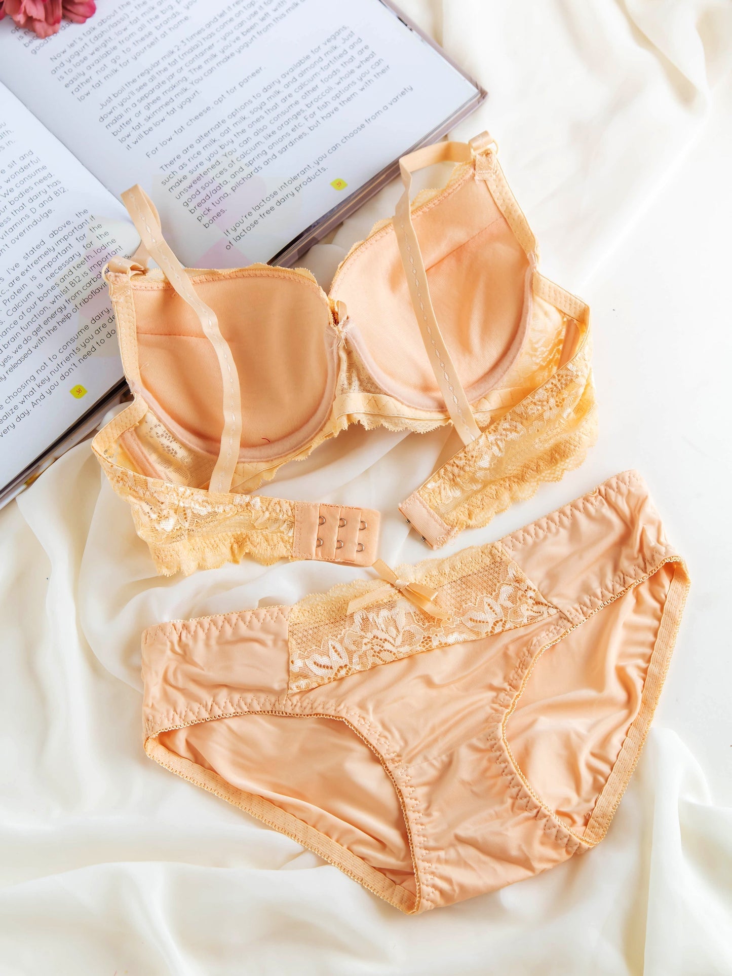 (32-40)Bridal Padded Bra Panty Set (143)