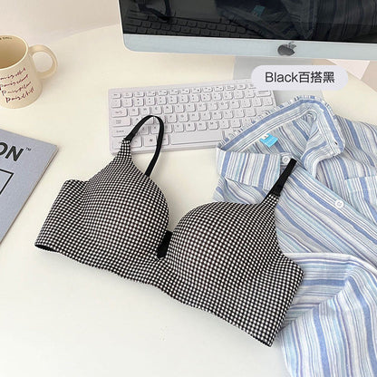 Check Design Hand Shape Medium Padded Deep Cleavage Bra