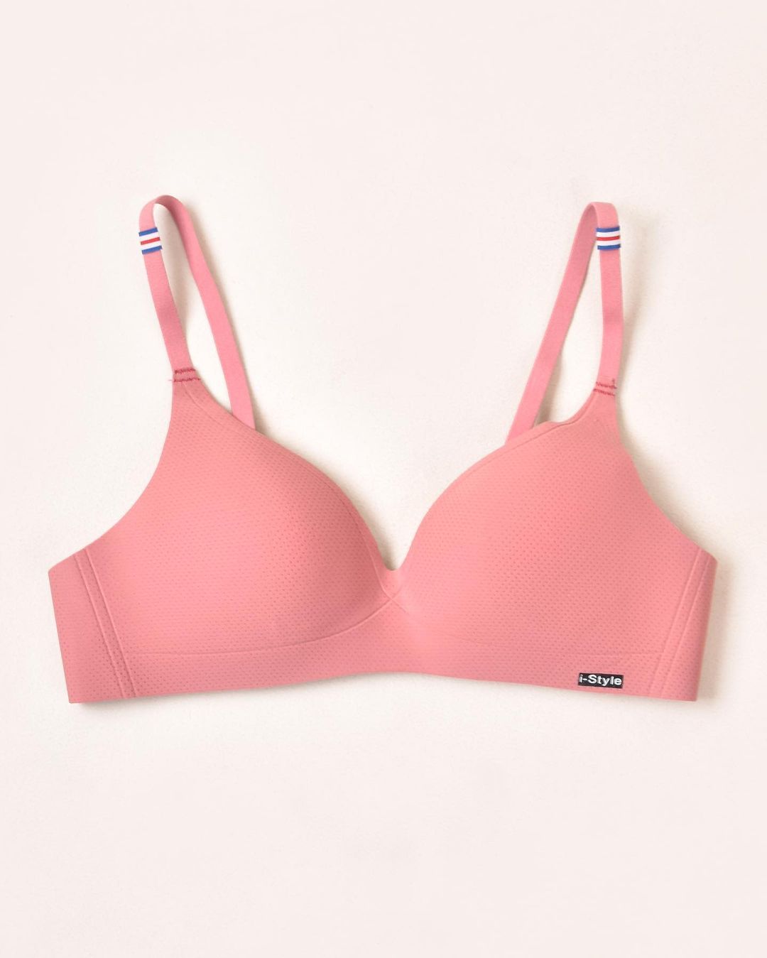(32-38)b. Seamless one-piece ultra thin wire free bra (064)